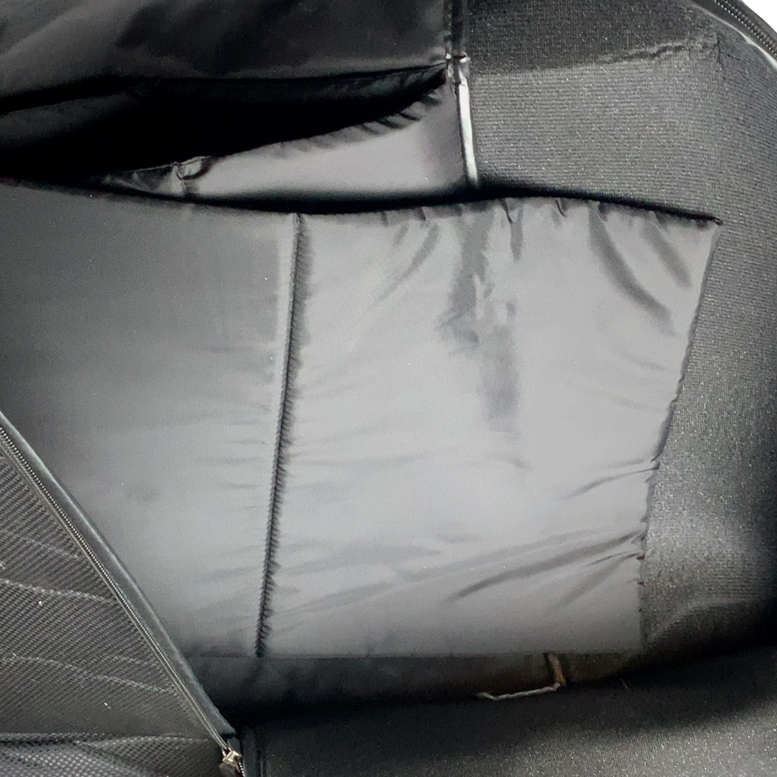 4D  Golf Bag / 1-Rum / Sort